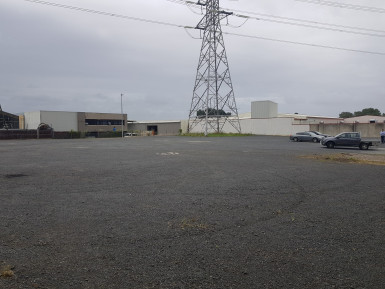 Industrial Warehouse with Large Yard for Lease East Tamaki Auckland