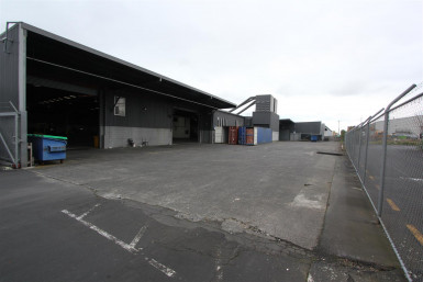 Prime Multi-Purpose Warehouse Space Property for Lease East Tamaki Auckland