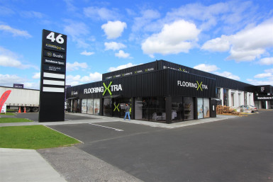 Tidy Industrial with Huge Exposure Property for Lease Mount Wellington Auckland