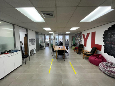 Tidy Putney Way Office for Lease Manukau Auckland