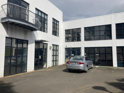 Small Offices for Lease Hutt Central