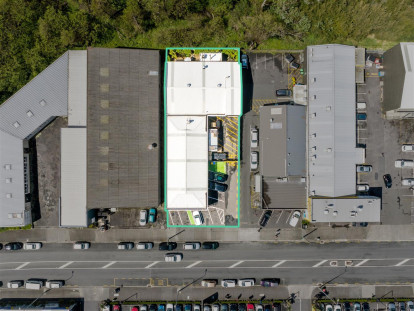 Rare Land and Warehouse Opportunity Property for Sale Glenn Innes Auckland
