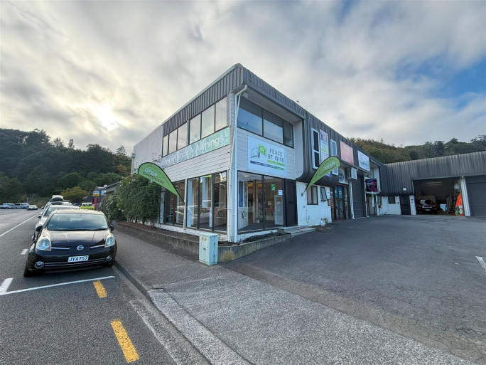 Brilliant Showroom for Sale Kingsley Heights Wellington 