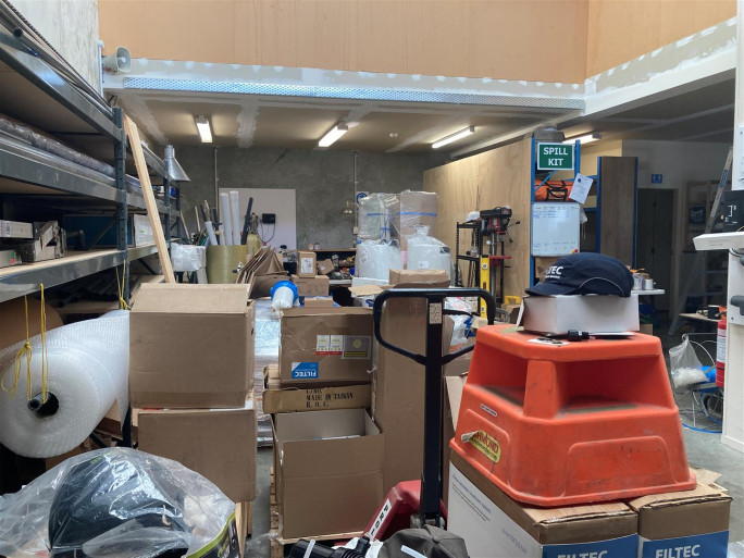 Industrial Warehouse Unit for Lease Tawa Wellington 